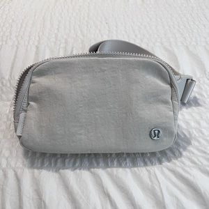 Lululemon Everywhere Belt Bag 1L